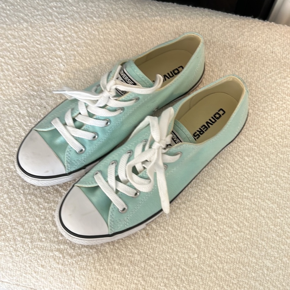 Light Teal Converse low tops - Picture 3 of 3